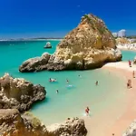 Clube Da Bemposta Com Piscina アパート