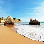 Clube Da Bemposta Com Piscina